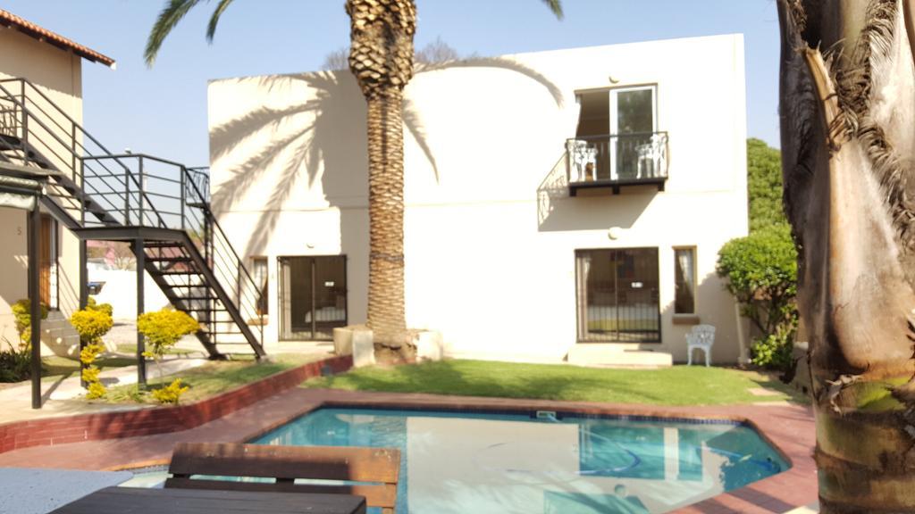 Louhallas Accommodation Edenvale Exterior photo